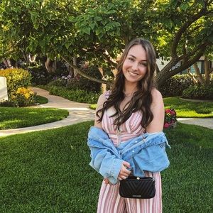 Meet your Posher, Danielle